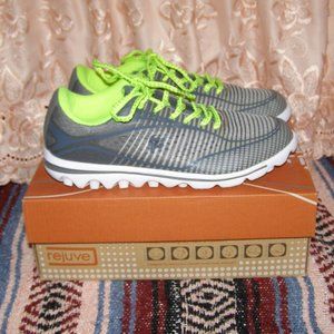NEW size 7.5 WIDE Propet brand Sneakers Gray/Lime colors